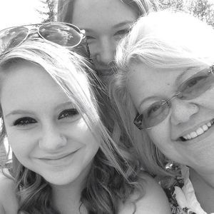 Meet your Posher, Marcy